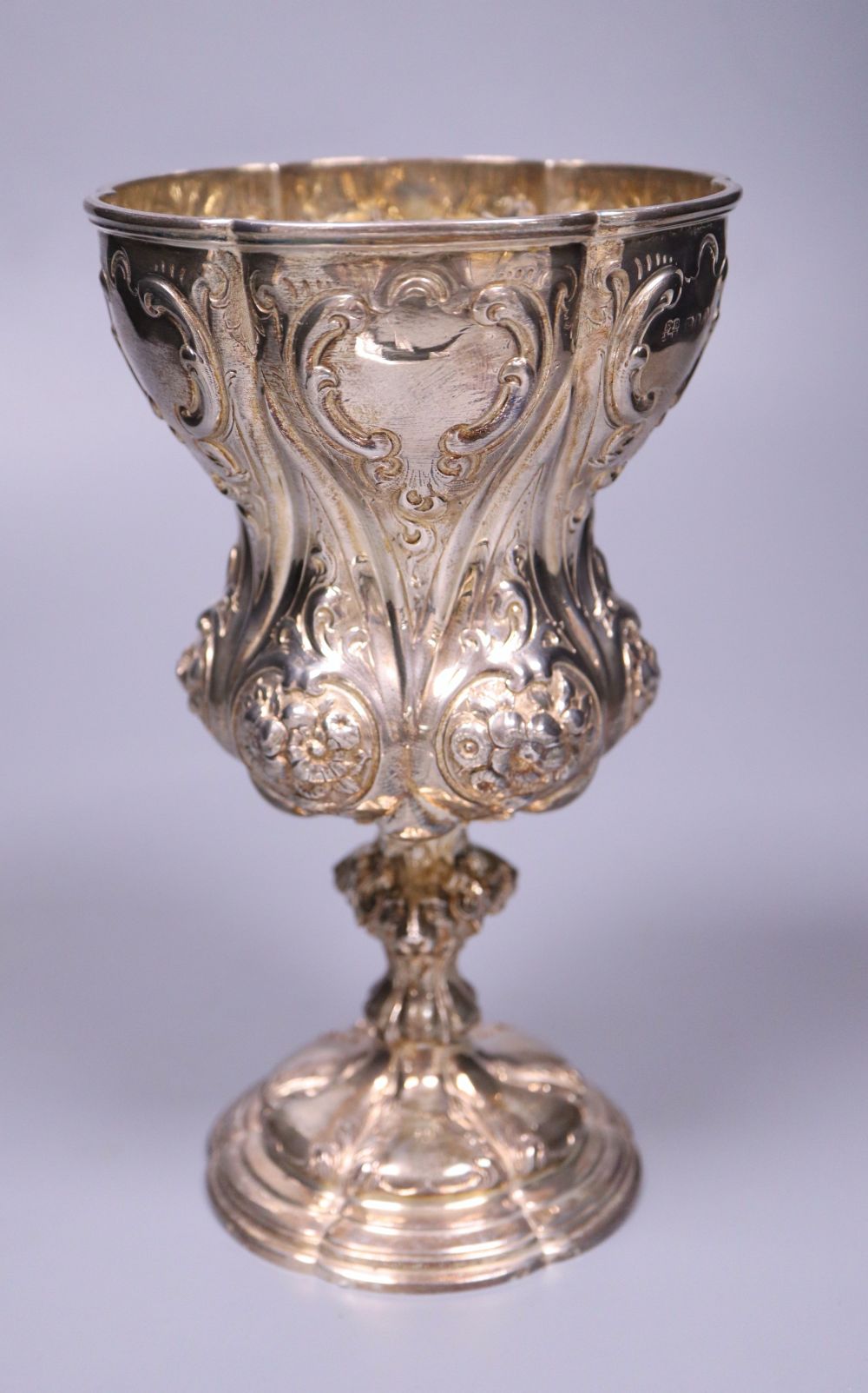 A Victorian lobed silver goblet, Edward & John Barnard, London, 1862, 19.8cm, 13.5 oz.